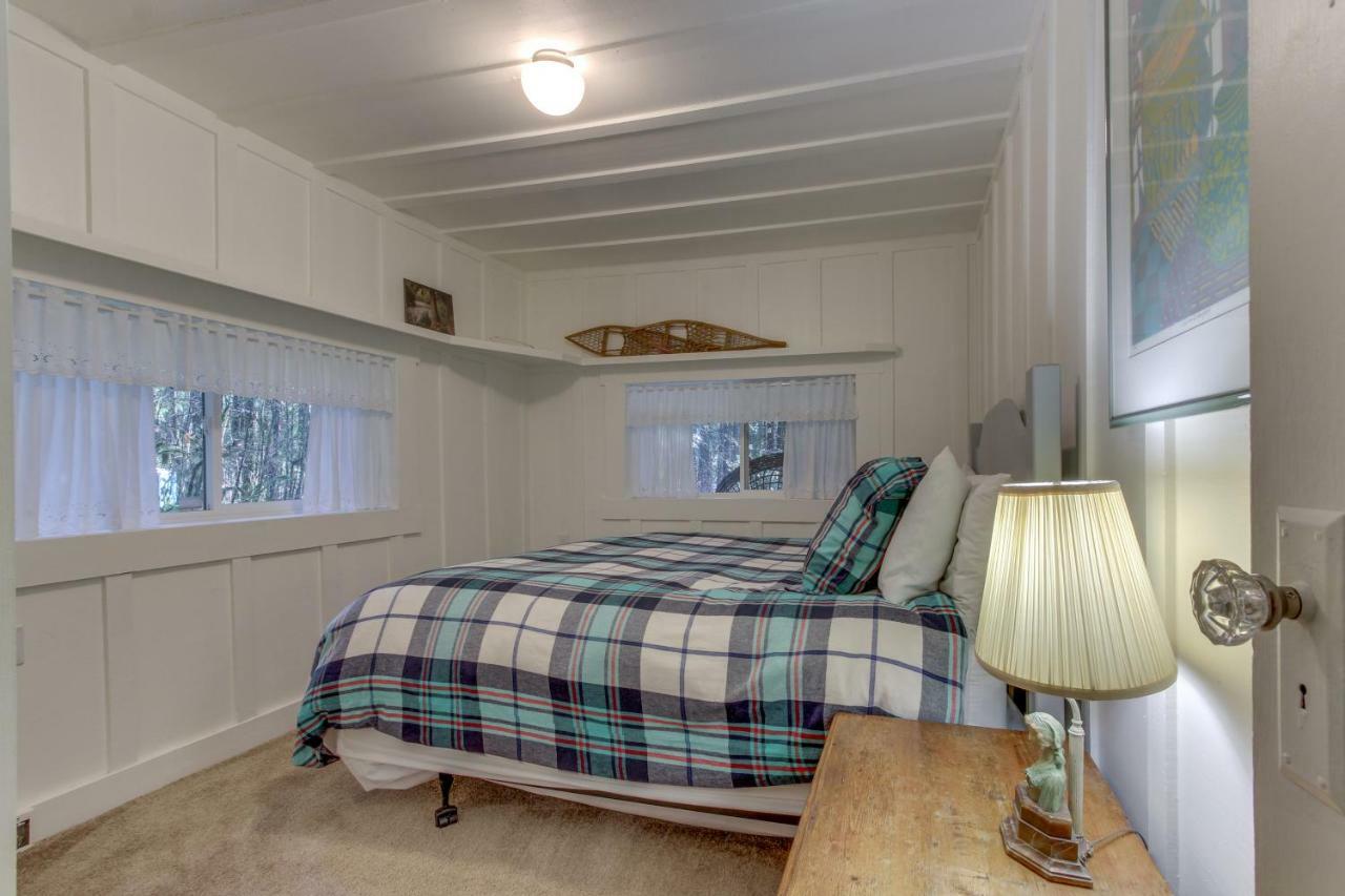 Renee'S Log House Villa McKenzie Bridge Exterior foto